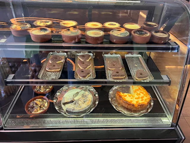 By Yol, Restaurant Café Bar