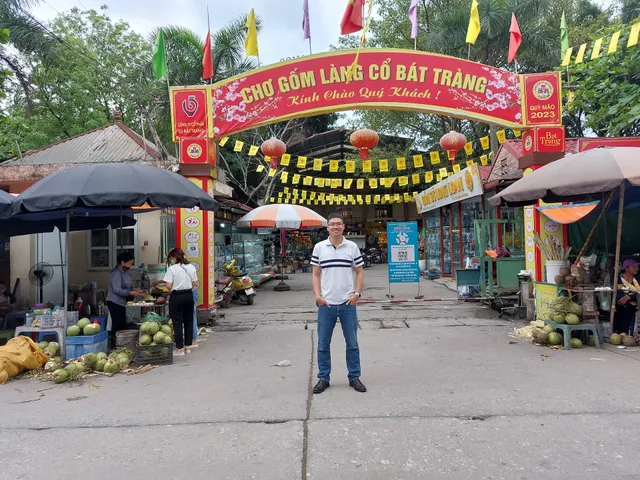 Bát Tràng Ceramic Village