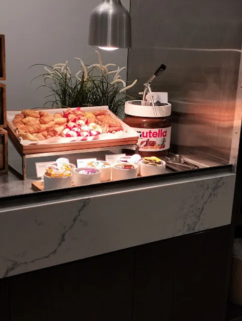 Vargas Restaurant & Bar