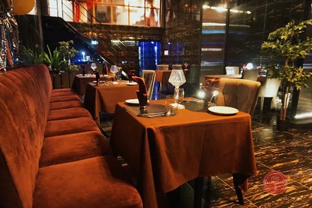 Mano Fine Dining & Cellar