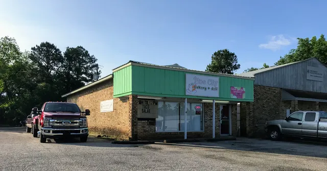 Pine City Bakery & Deli