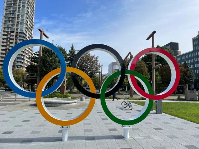 大通公園西１１丁目