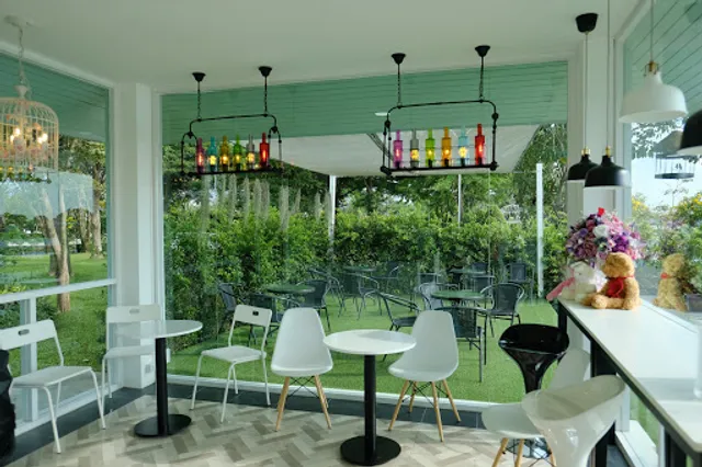 RAK BANG PA-IN Cafe