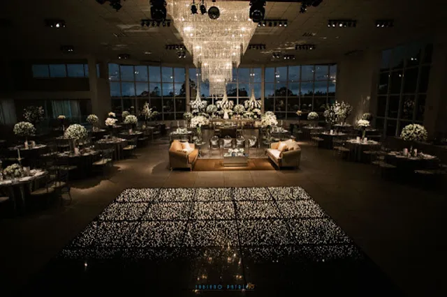 Rhóis Centro De Eventos | Salão de Eventos, Festas, Formaturas & Casamentos ao Ar Livre