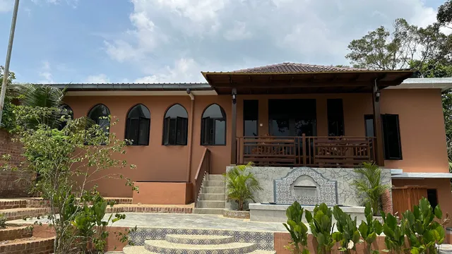 The Manzil Janda Baik