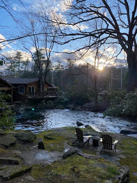 Magnolia Streamside Resort| Family Pocono Resort | Couples Resort Poconos | Wedding & Event Venue