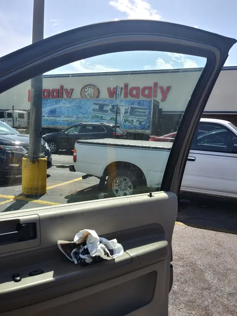 8 Mile Shopping Center