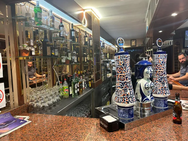 Krone Bar - Cervecería - Cafetería - Tapas - Raciones en A Coruña