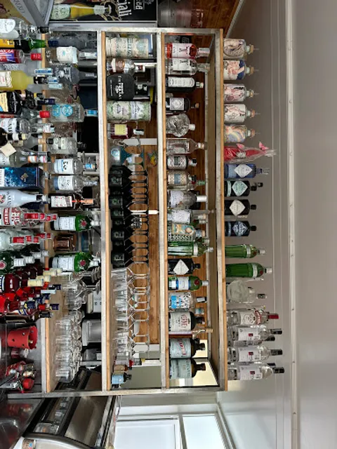 FUORIORARIO LOUNGE BAR & RESTAURANT