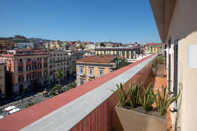 Galleria Port’Alba, Naples