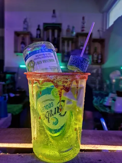 Tocanigtan Snacks - Bar