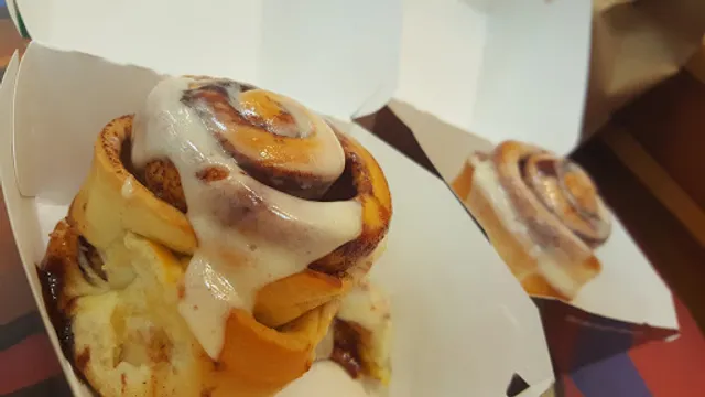 Cinnabon