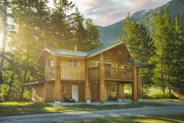 Bella Coola Grizzly Tours