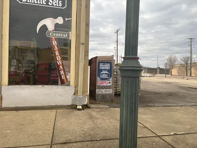 Central Hardware & Furniture