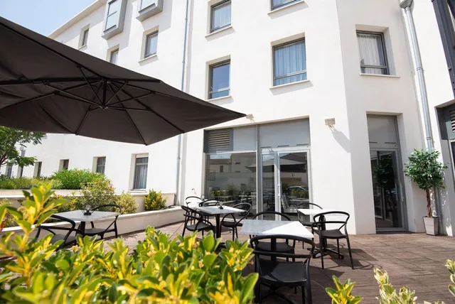 Zenitude Hôtel-Résidences Narbonne Centre