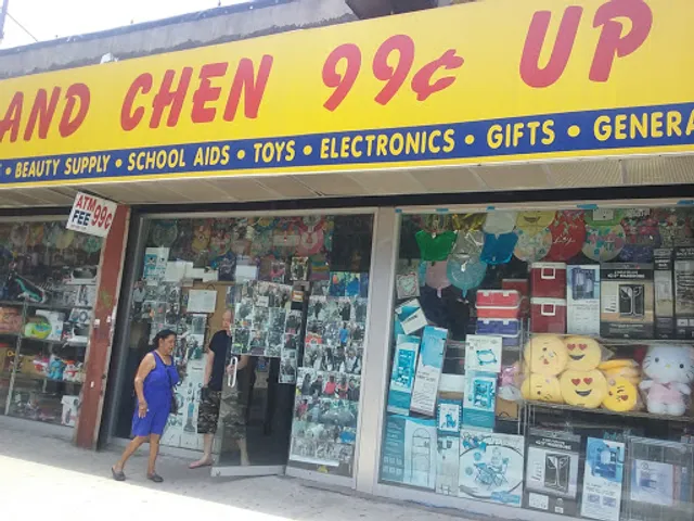 Lin Chen 99¢ Up Depot