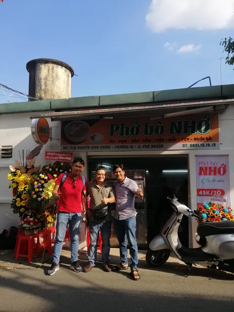 PHỞ NHỚ - Phở Bò ; Bún Bò Huế ; Cơm Gà ; Miến Gà ; Hủ Tiếu, Mì Hoành Thánh Xá Xíu - 113B Nguyễn Đình Chính, Q. Phú Nhuận