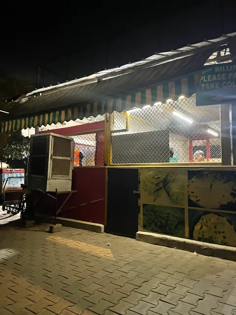 Yamuna Expressway Cafe