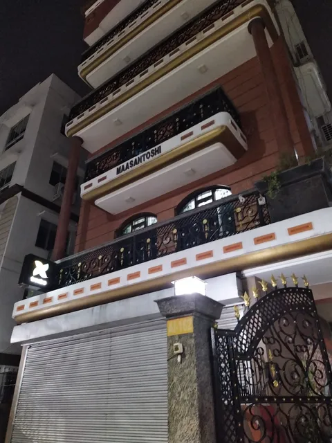 OYO 9718 Indrakshi Newtown