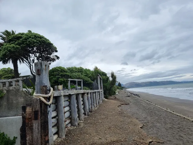 Raumati Beach