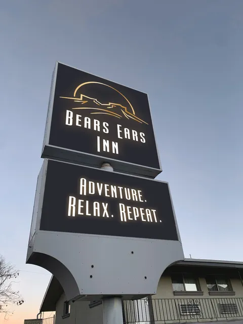 Bears Ears Inn