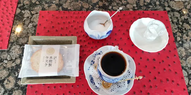 シェーナーブルンネン