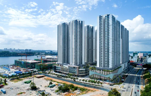 SaffronCasa JB @ R&F Princess Cove