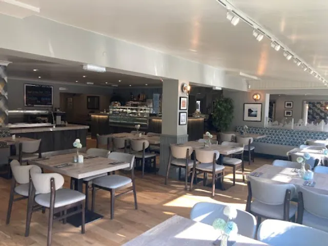 Fairways Golf Centre & Restaurant