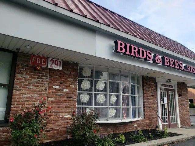 Birds&Bees-Risque....