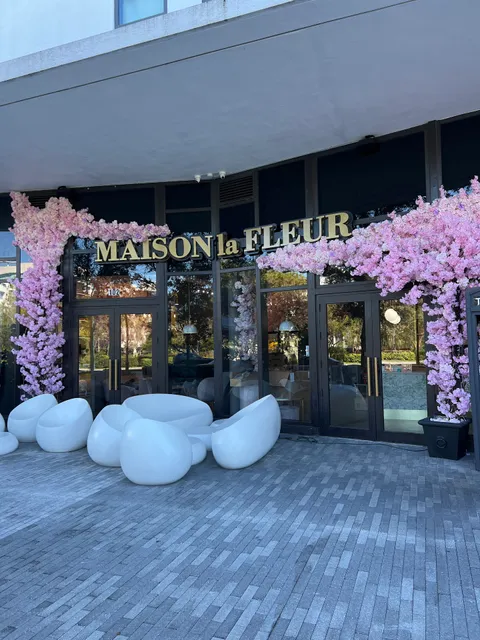 Maison la Fleur Flowers (Aventura)