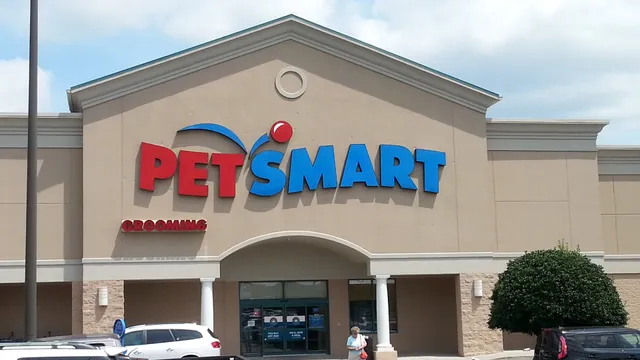 Lakeshore Marketplace