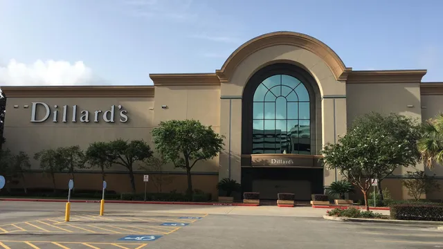 Dillard's