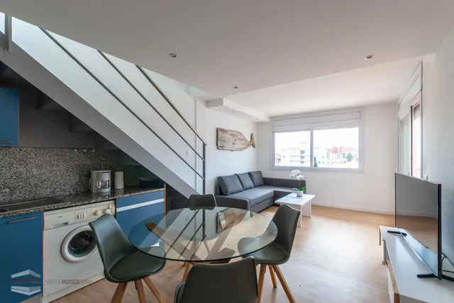 Vista Roses Mar - Apartamentos con piscina