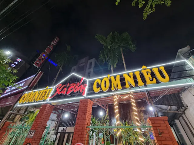 Cơm niêu 3 Cá Bống