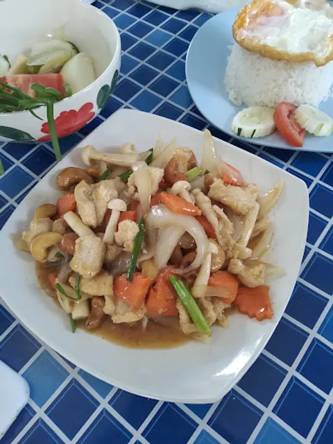Soi Suanwat thai food