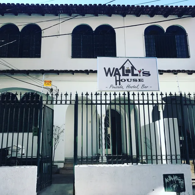 Wally's House Hostel