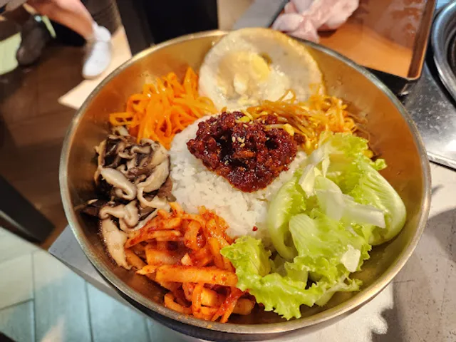 料韓男(北屯店)