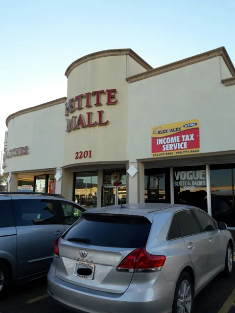 Petite Mall
