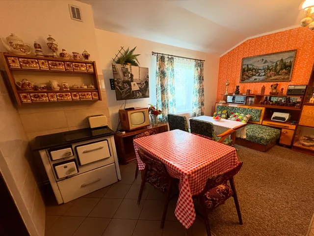 Stylowe PRLove | Nocleg Gościeszyn | noclegiprl.pl