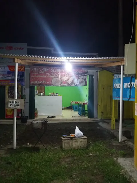 Zamzam Medan Seafood Yogyakarta (King Of The Seafood)