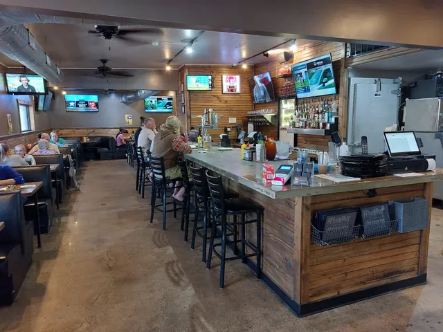 4th & Elm Bar & Grill