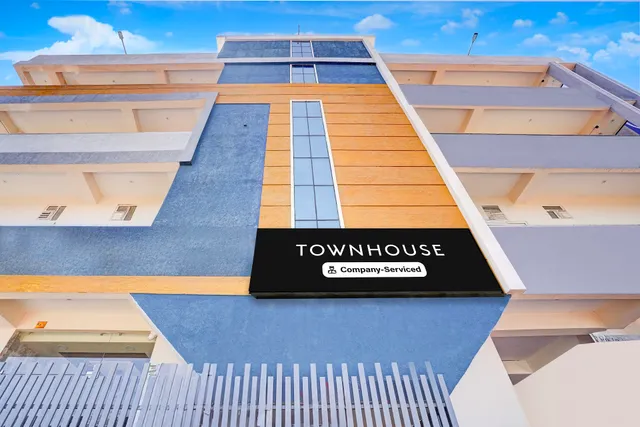 Super Townhouse Vasundra Nagar Joystel