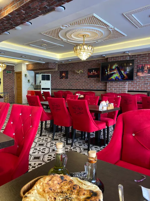 Metro Cafe Restaurant