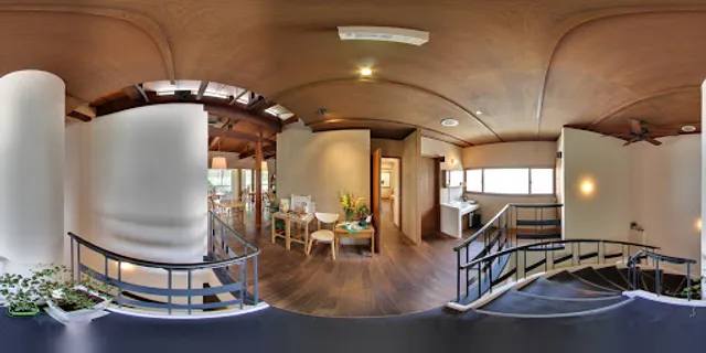 CHARLIE’S VEGETABLE with petit cerise