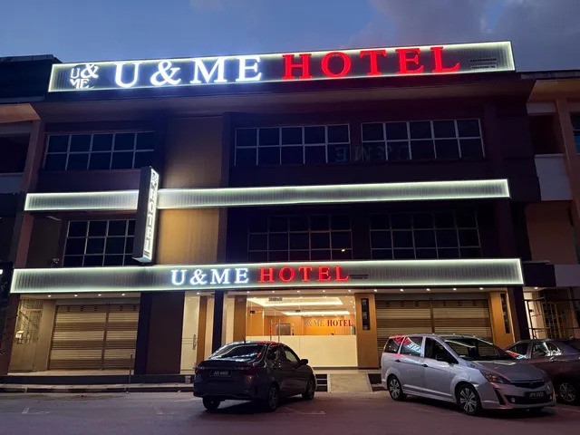 U&ME Hotel SGT