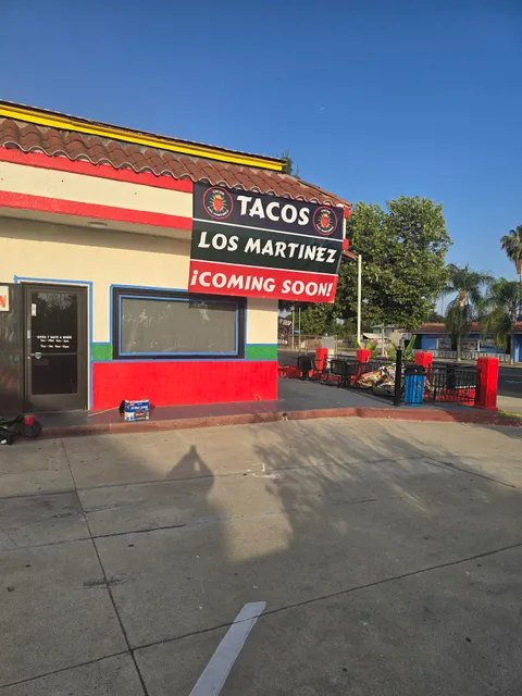 “TACOS LOS MARTÍNEZ”