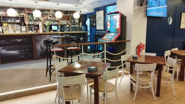 Restaurante A 30 nudos