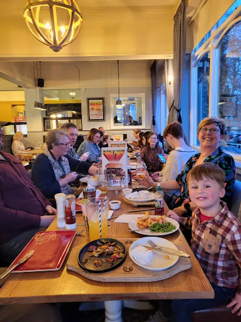 The Ashley Worksop (Hungry Horse)