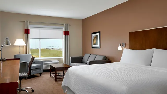 Four Points by Sheraton Sherwood Park
