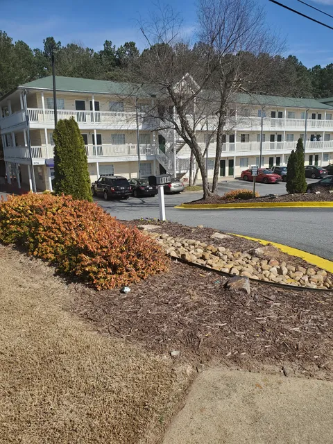 Sun Suites of Kennesaw Town Center